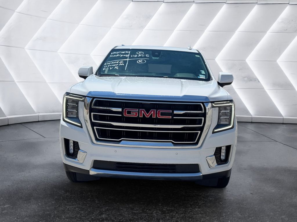 2021 Gmc Yukon SLT photo 2