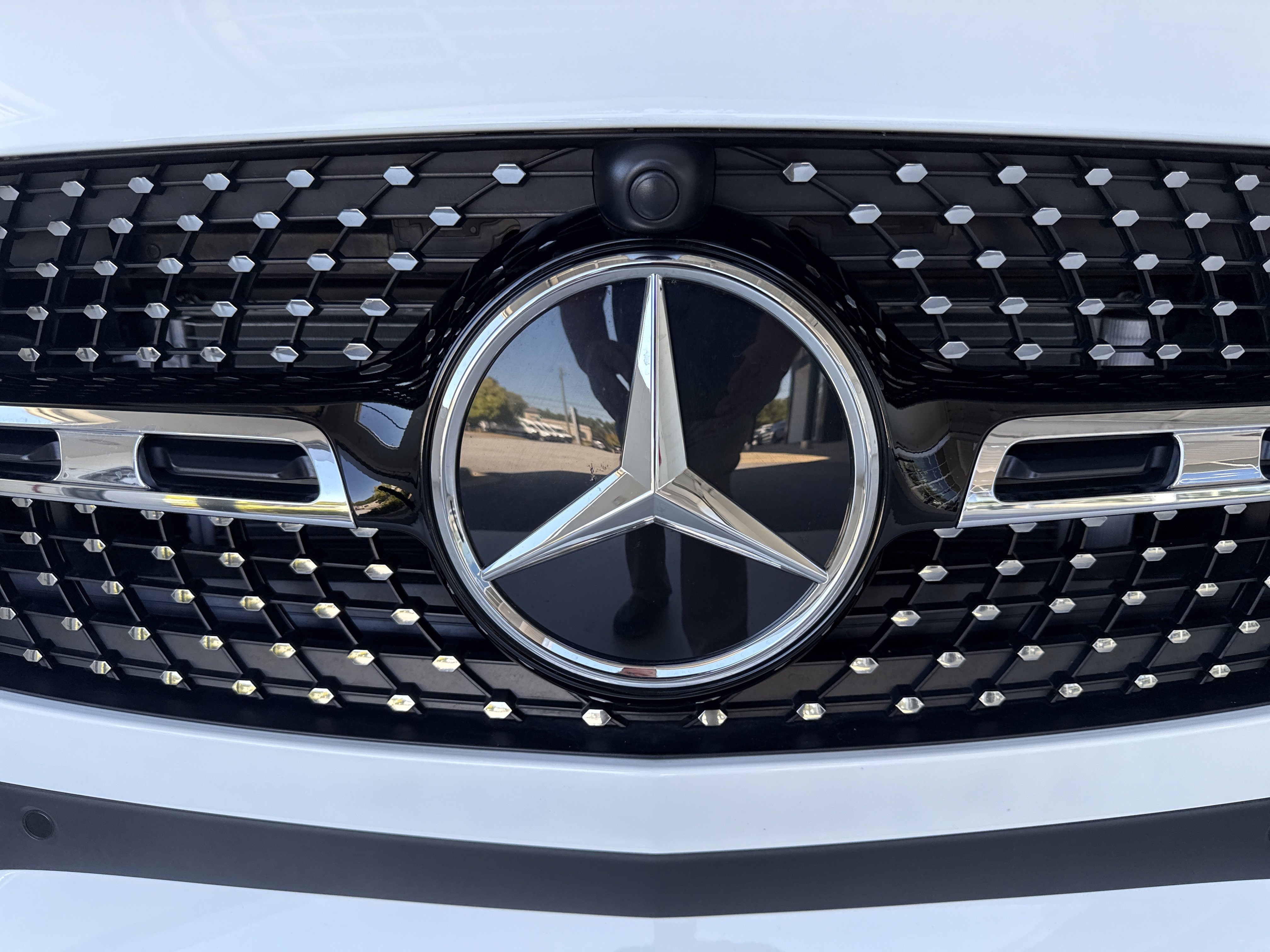 2025 Mercedes Benz GLA 250 photo 2