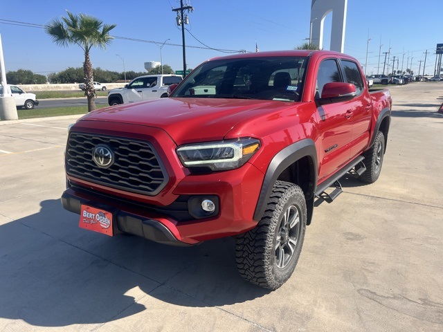 2022 Toyota Tacoma SR photo 2