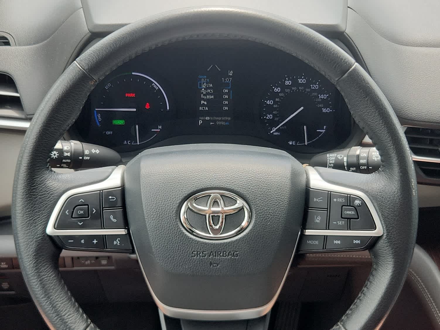 2021 Toyota Sienna XLE photo 12