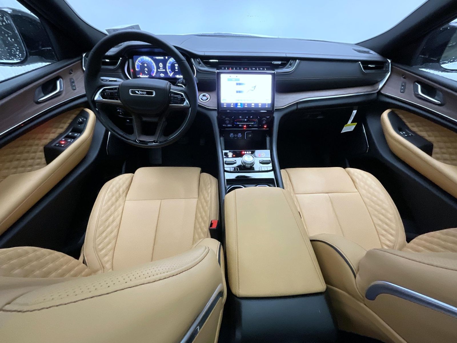 2025 Jeep Grand Cherokee L Summit photo 13
