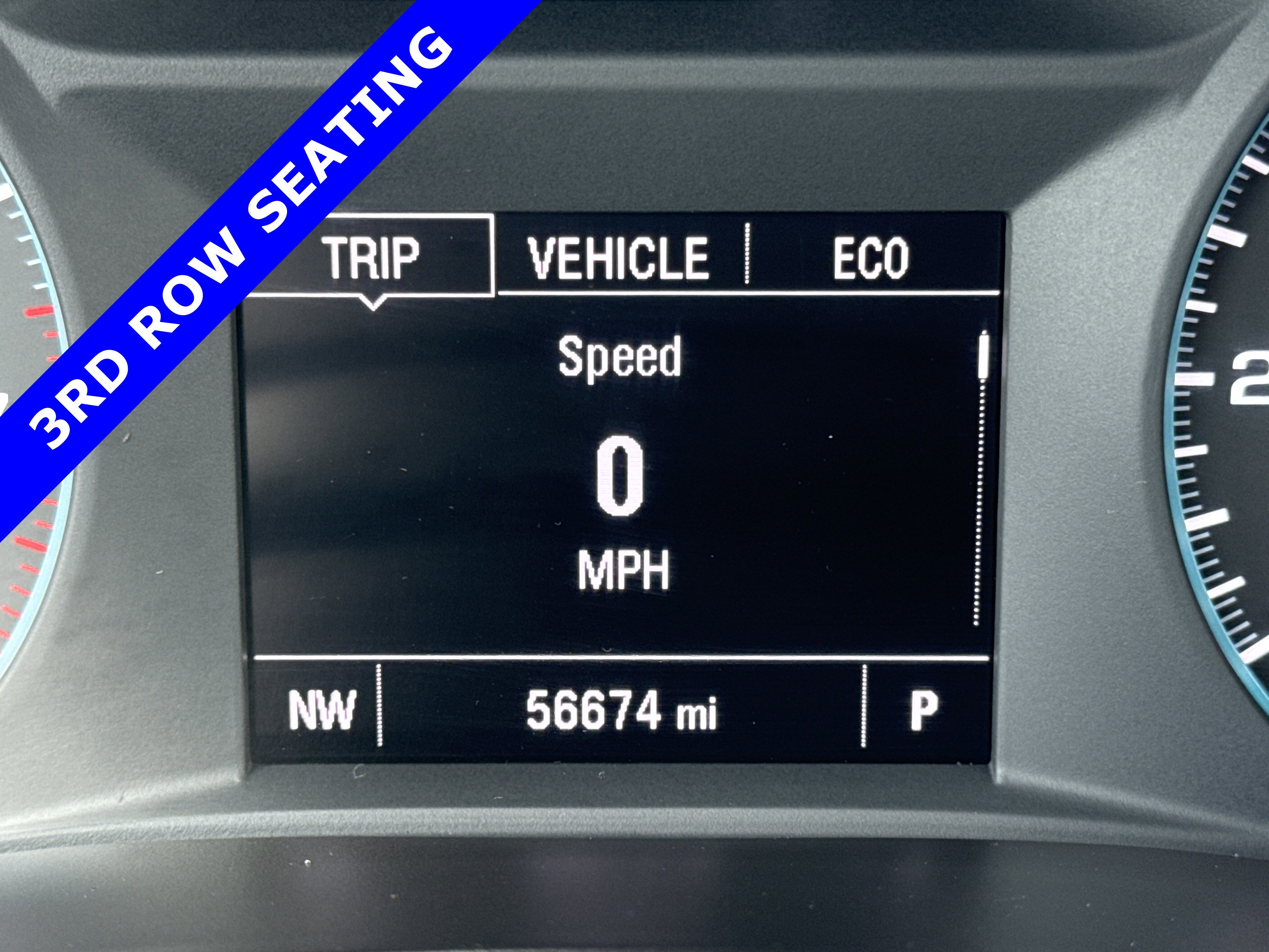 2023 Chevrolet Traverse Cloth photo 2