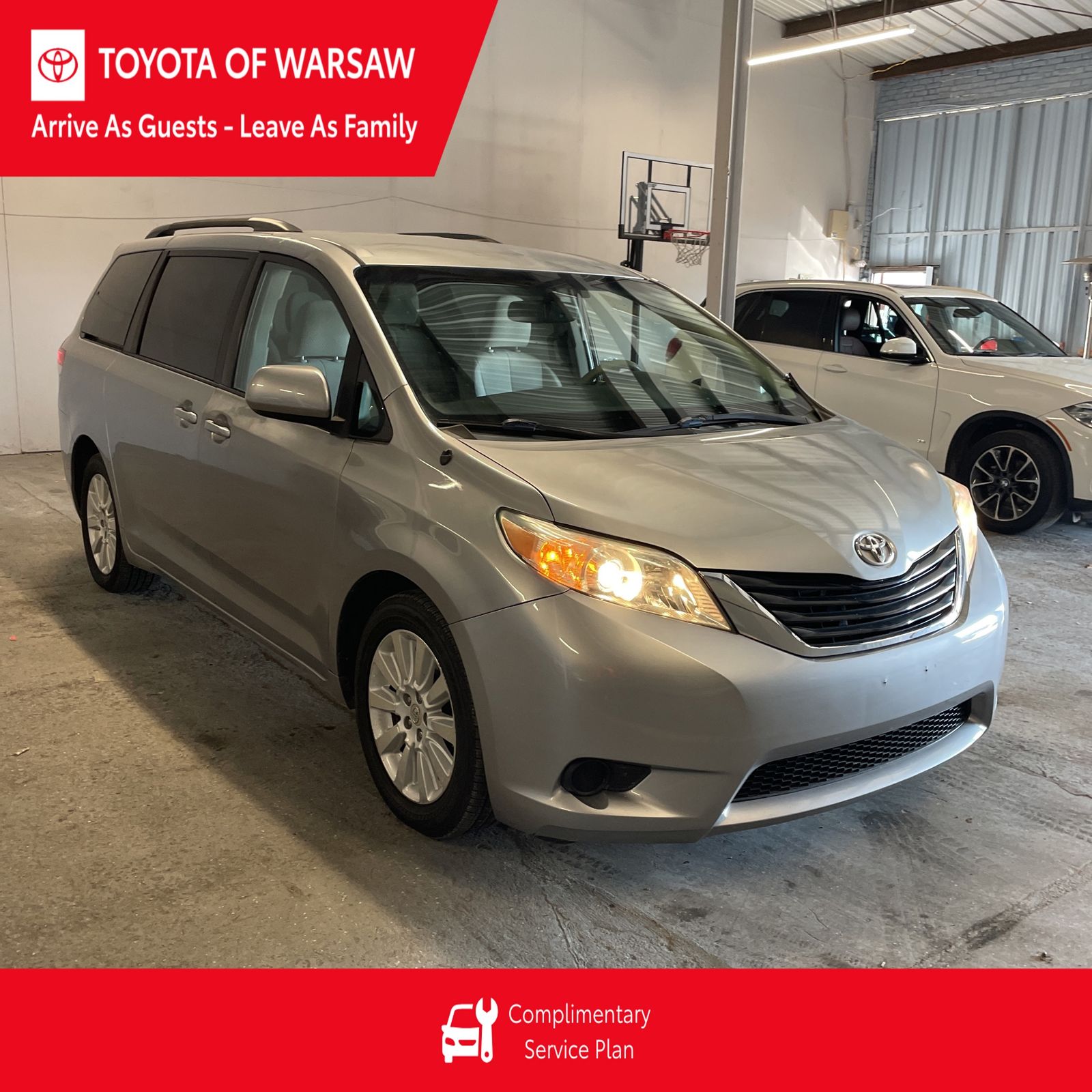 2012 Toyota Sienna LE