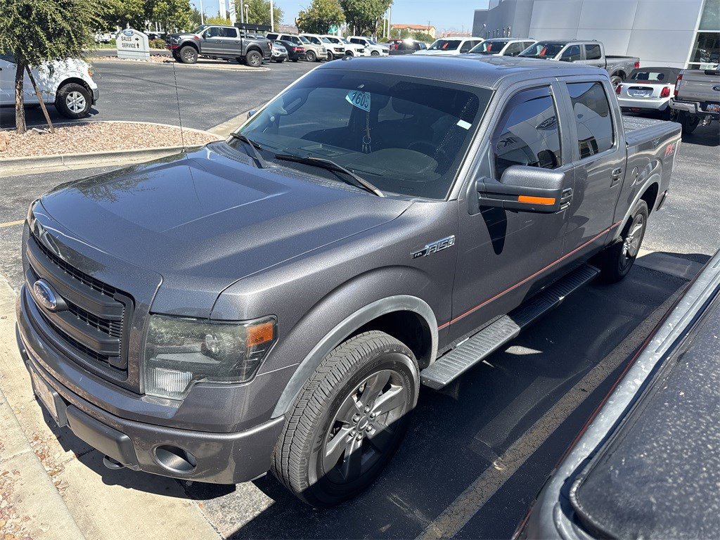 2013 Ford F-150 FX4 photo 2