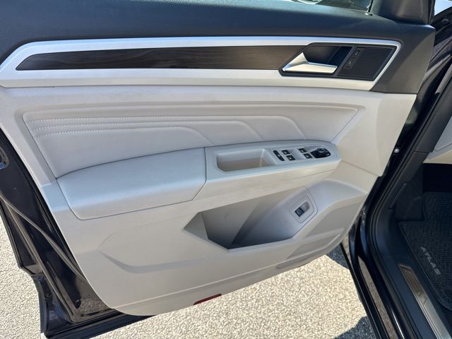 2021 Volkswagen Atlas SE Technology photo 20
