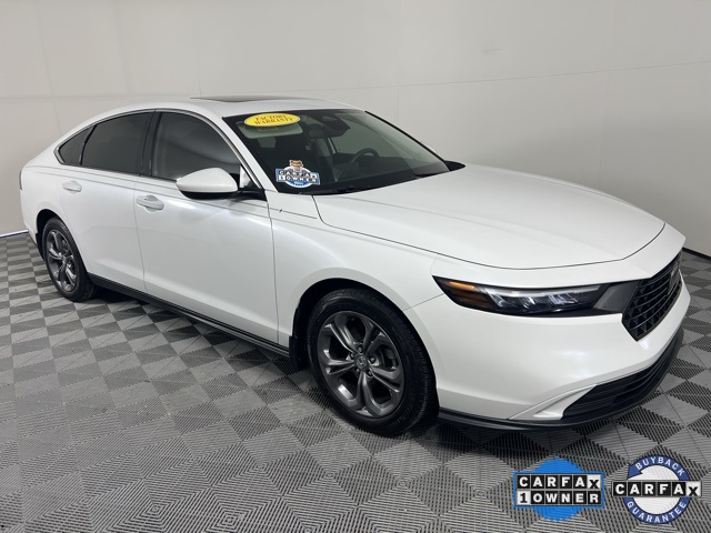 2024 Honda Accord EX's photo