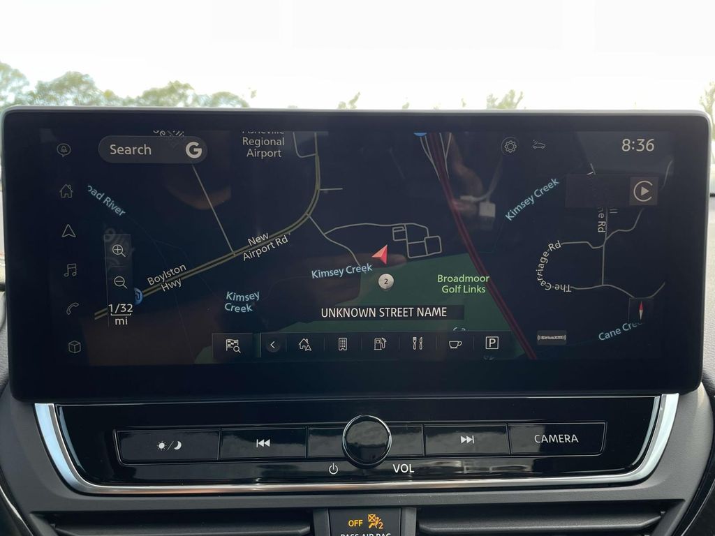 2023 Nissan Altima 2.5 SR photo 17