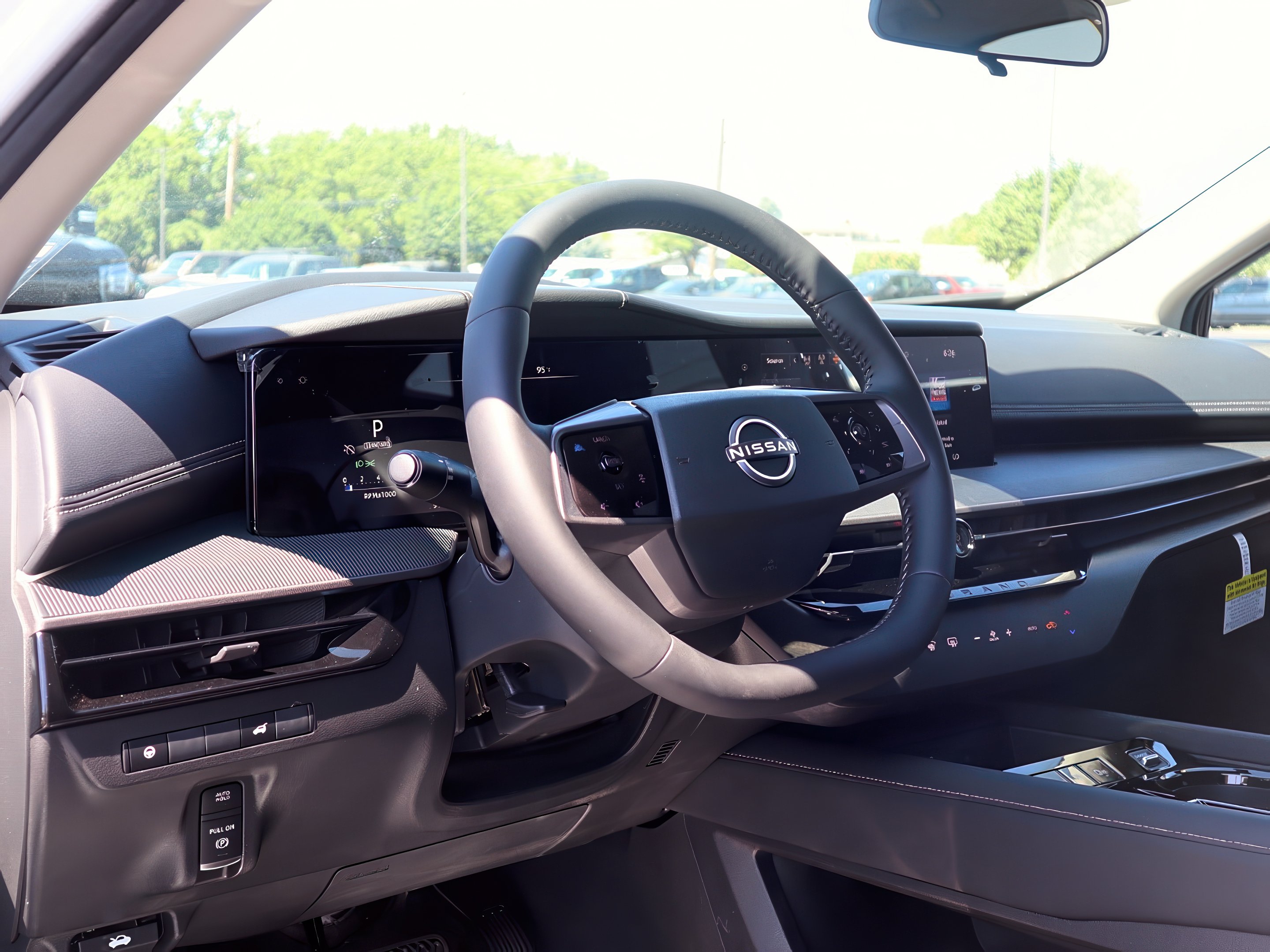 2025 Nissan Murano SV photo 14