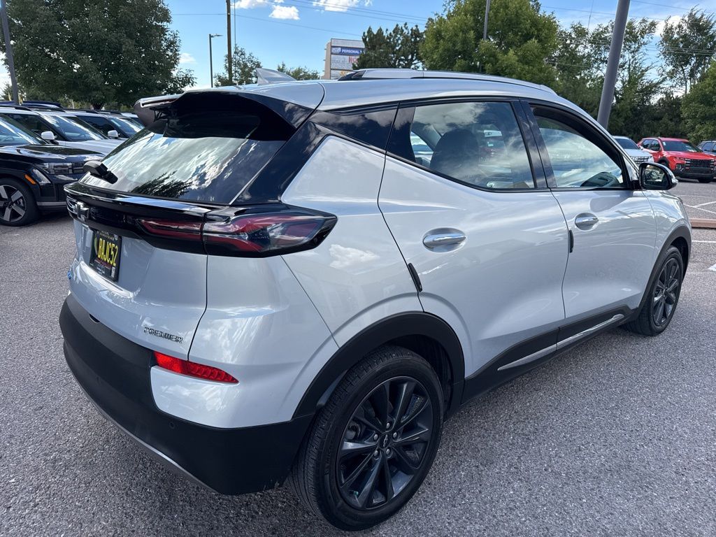 2022 Chevrolet Bolt EUV Premier photo 7