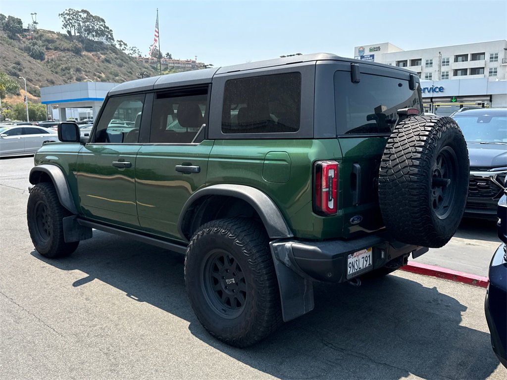 2022 Ford Bronco Base photo 9