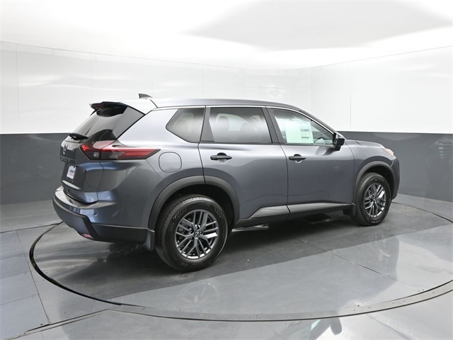 2026 Nissan Rogue S photo 11