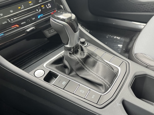 2026 Volkswagen Jetta SE photo 39