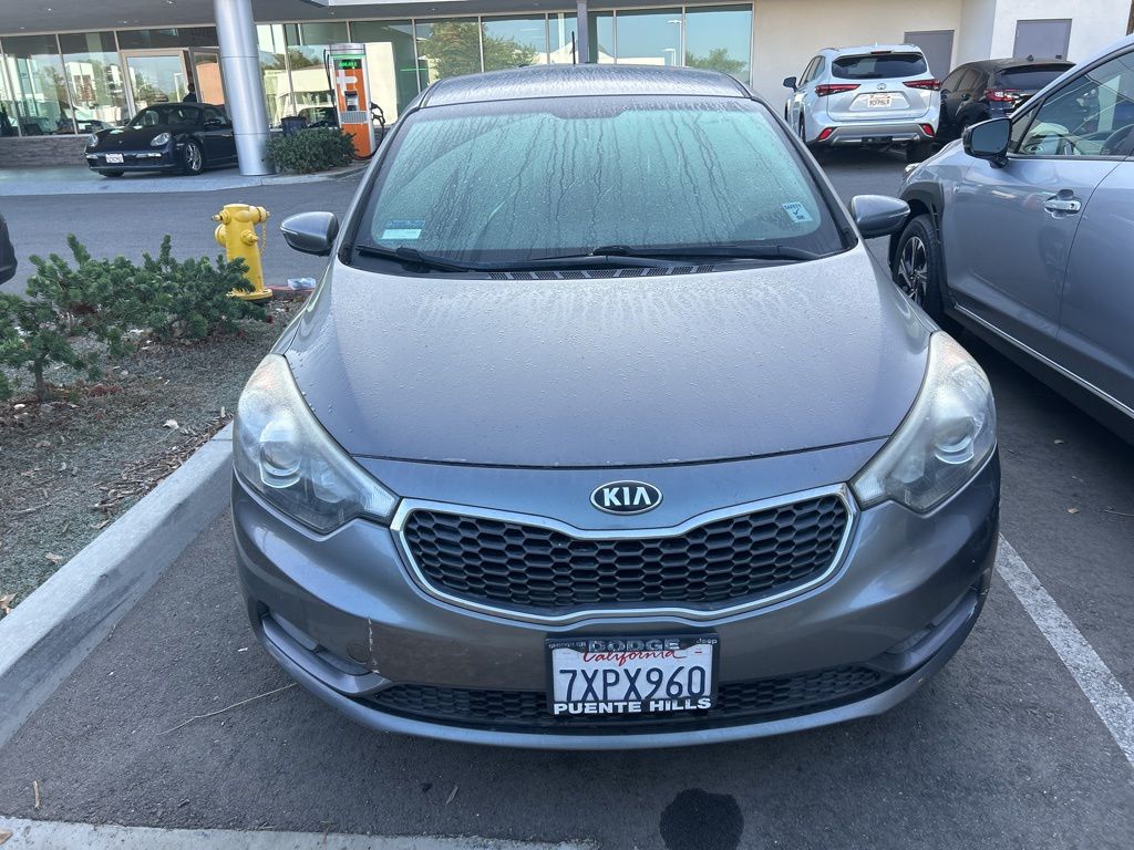 2016 Kia Forte EX photo 2