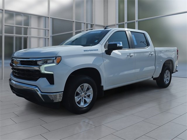 2025 Chevrolet Silverado 1500 LT's photo
