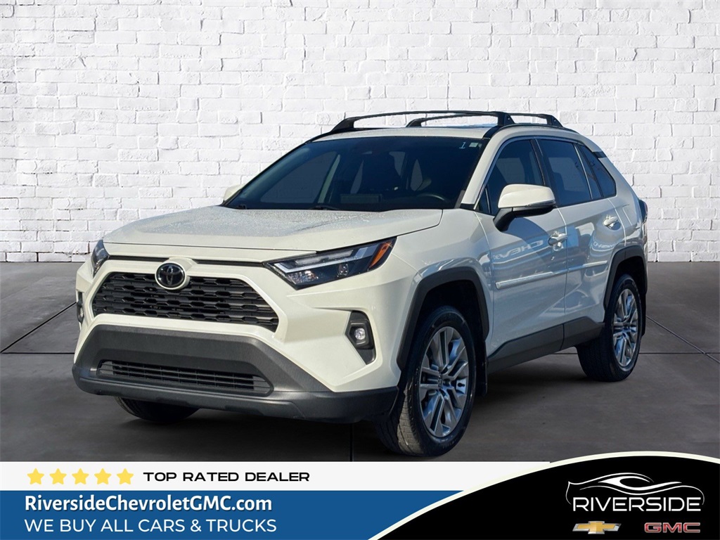 2022 Toyota RAV4 XLE Premium