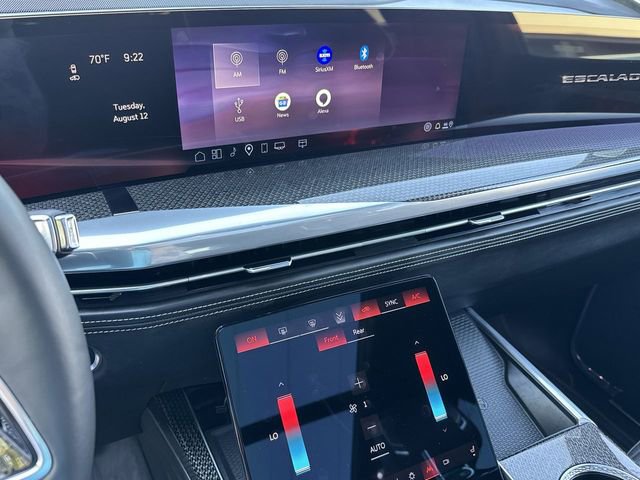 2025 Cadillac Escalade V-Series photo 16