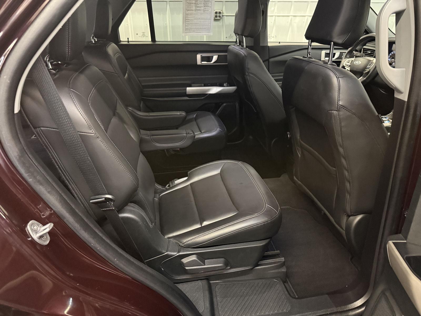 2022 Ford Explorer XLT photo 23
