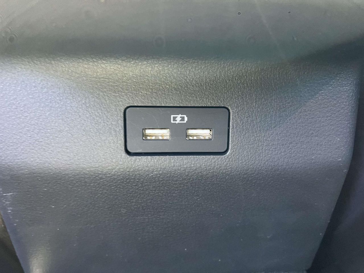 2023 Mazda CX-50 2.5 Preferred Plus photo 11