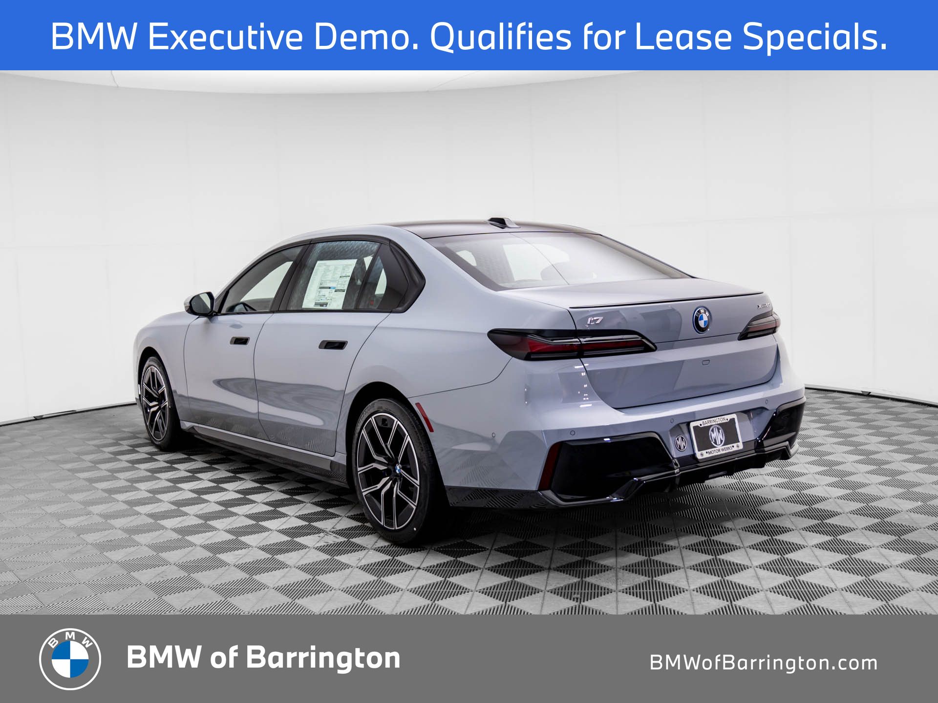 New 2025 Brooklyn Grey Metallic BMW xDrive60 image 3