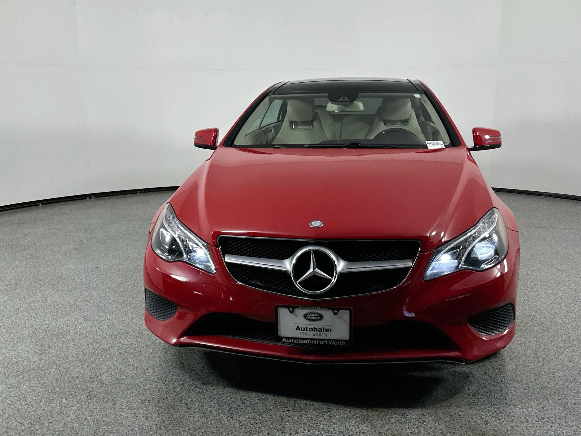 2014 Mercedes Benz E 350 photo 2