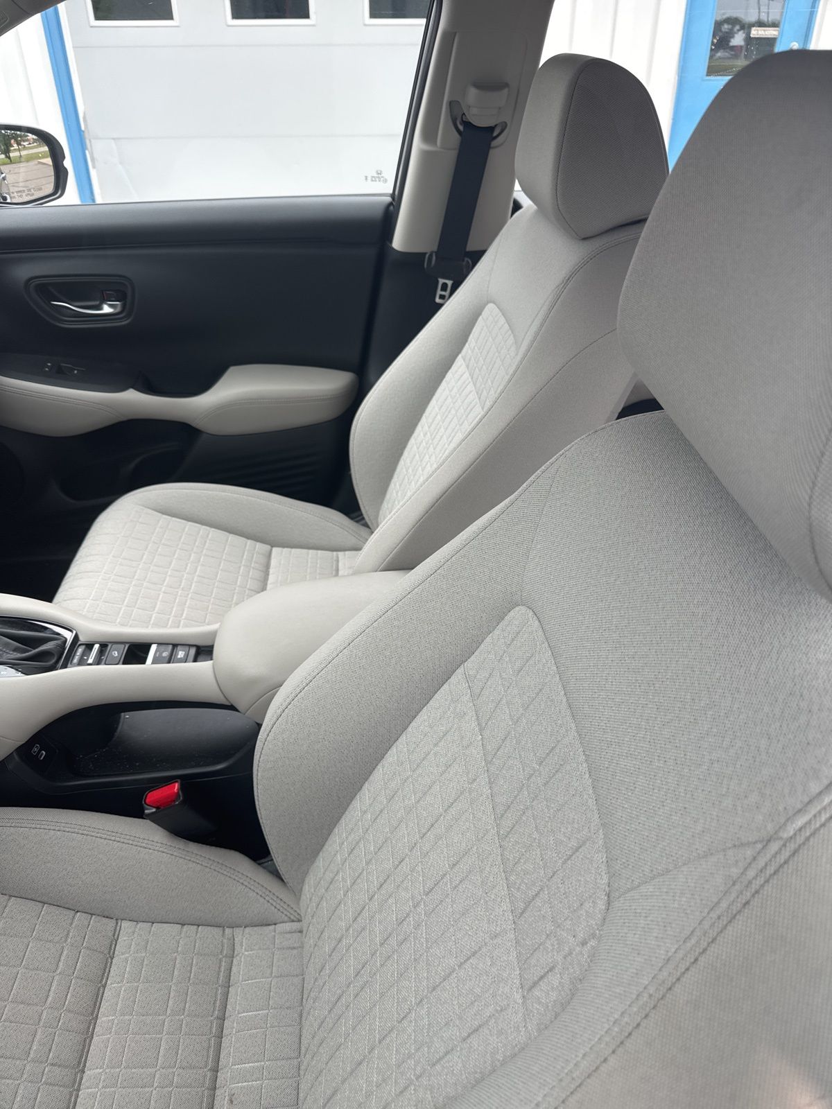 2024 Honda HR-V LX photo 9