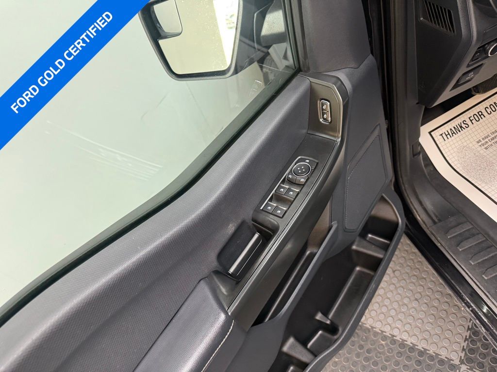 2023 Ford F-150 XL photo 16