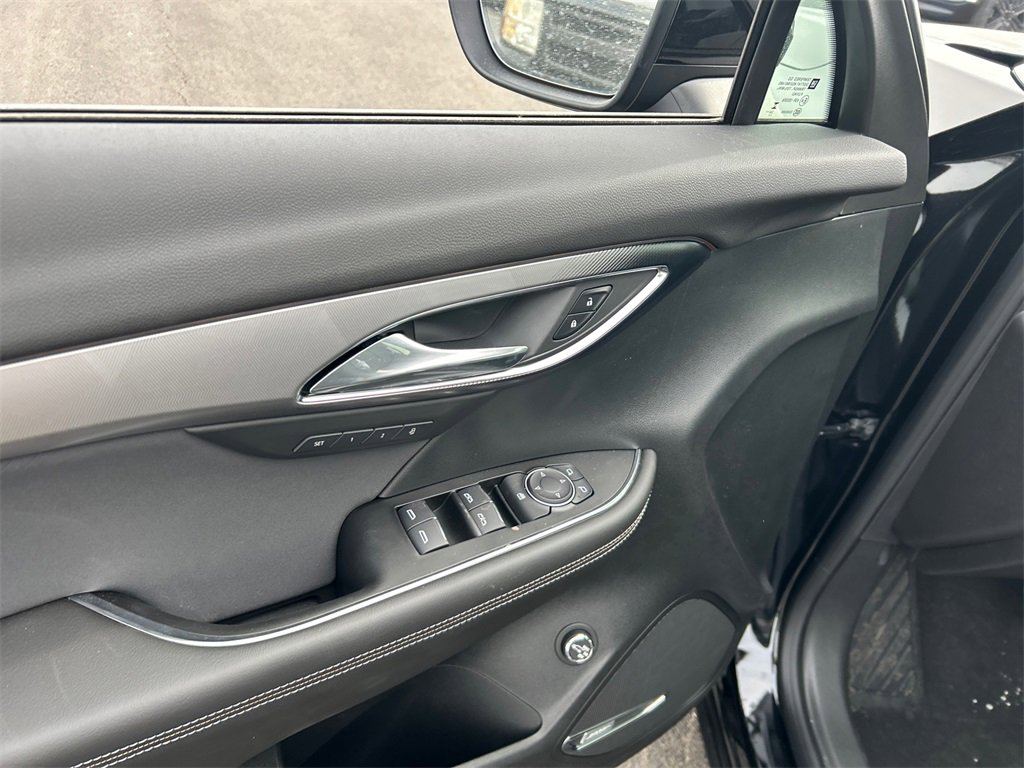 2025 Buick Envision Sport Touring photo 14