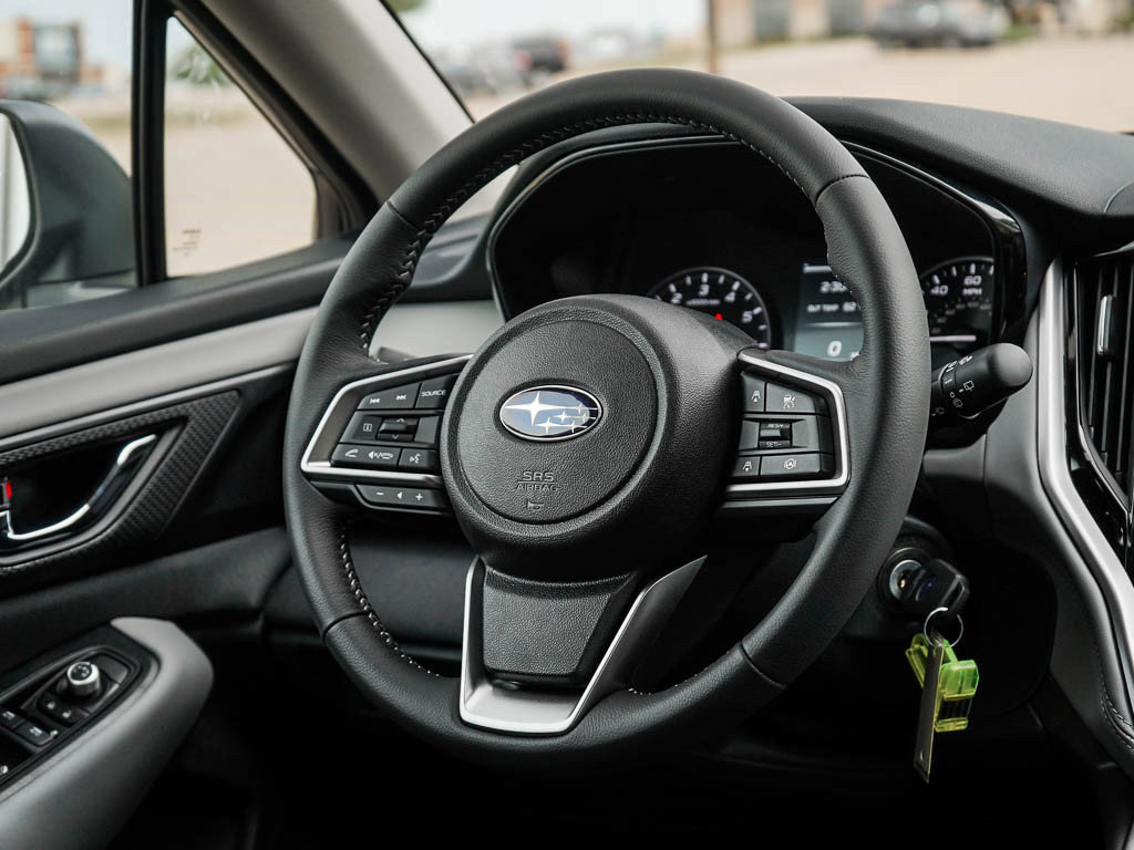2025 Subaru Outback Premium photo 13