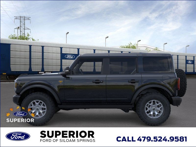 2025 Ford Bronco Badlands photo 3