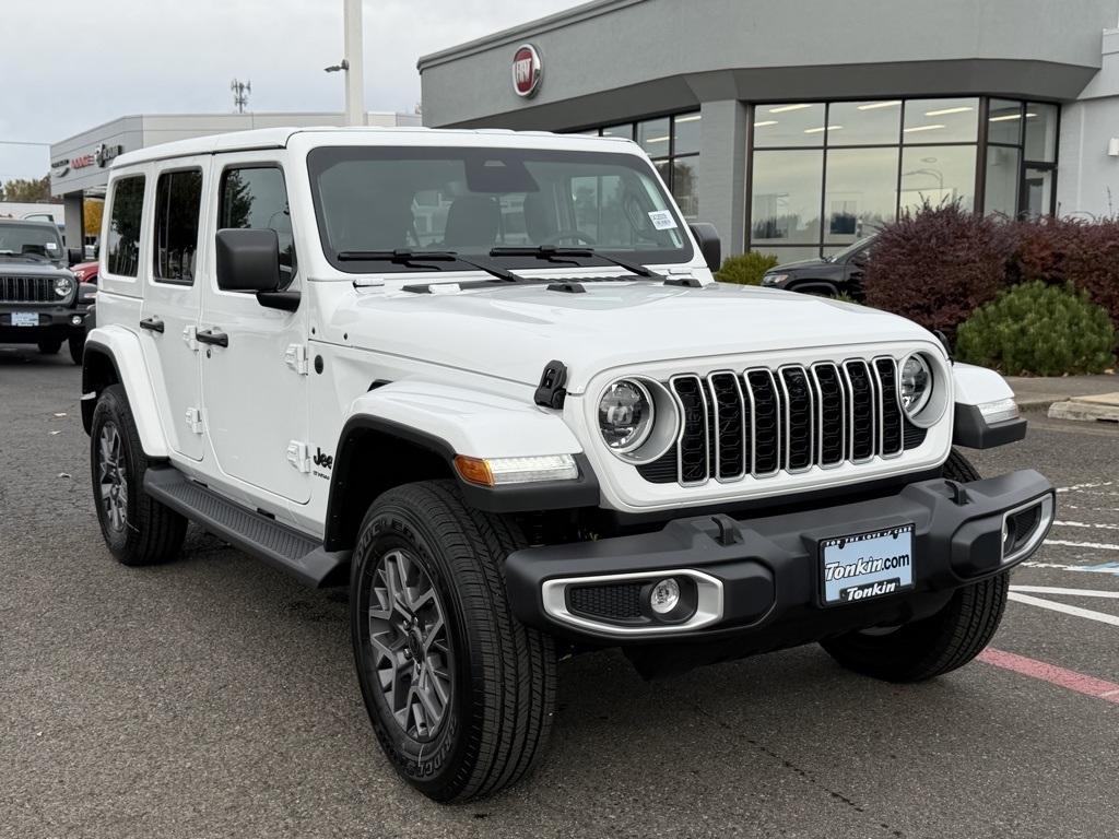2026 Jeep Wrangler Sahara photo 2