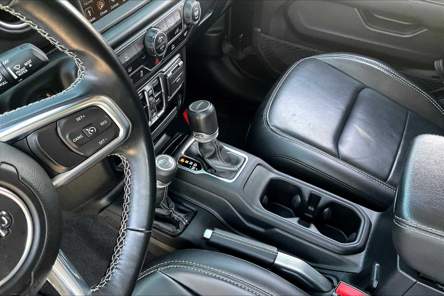 2021 Jeep Gladiator Overland photo 14