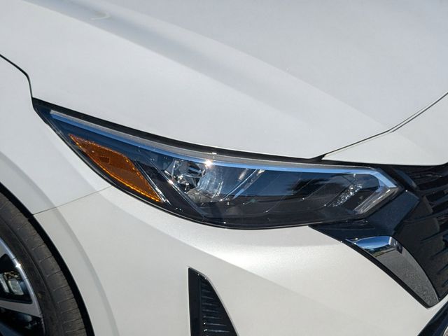 2025 Nissan Sentra SV photo 9