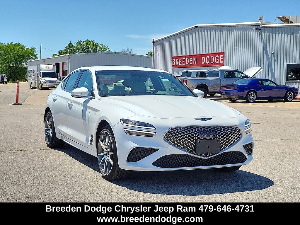 2024 GENESIS G70 Standard's photo