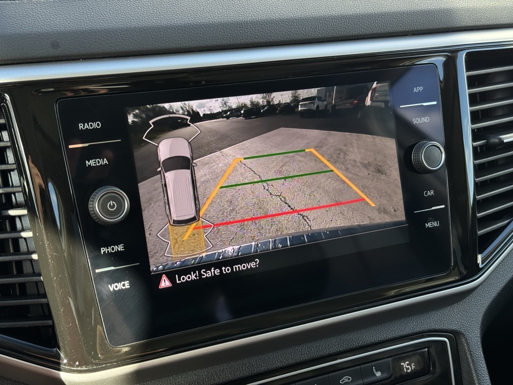 2022 Volkswagen Atlas V6 SE Technology photo 4