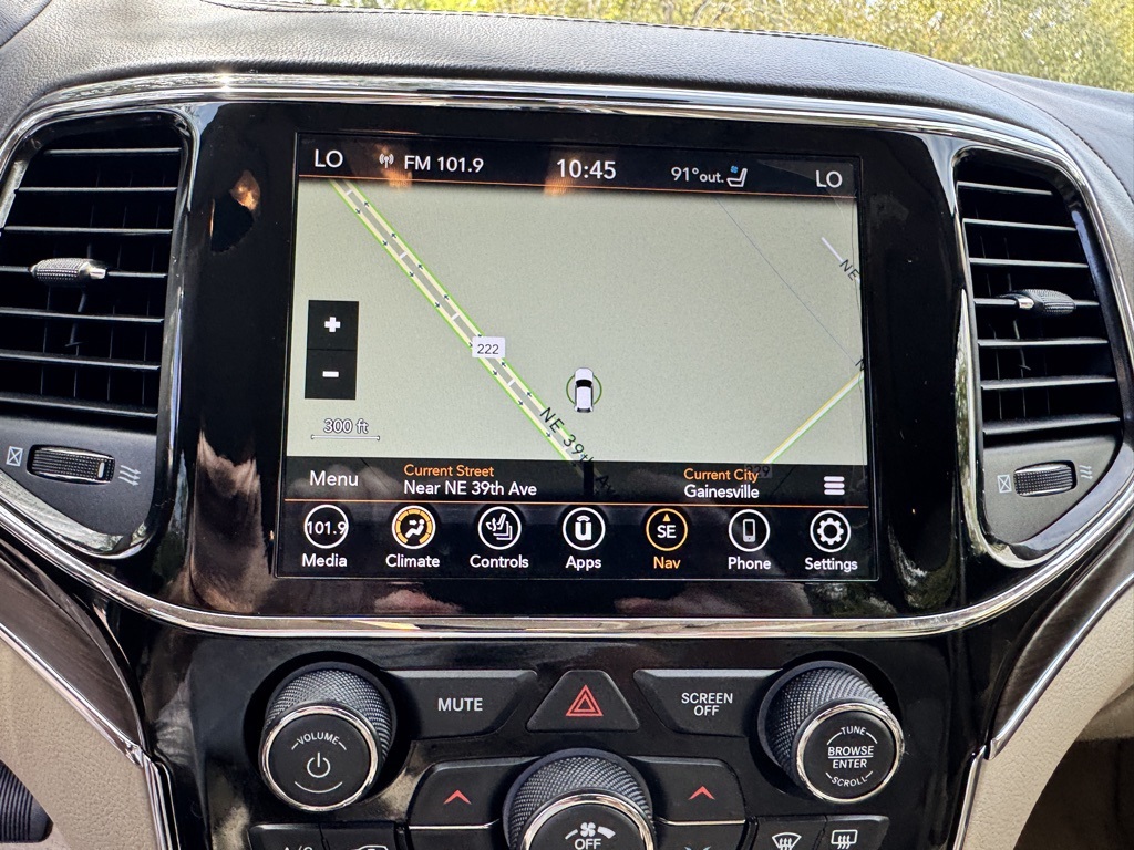 2021 Jeep Grand Cherokee Overland photo 23