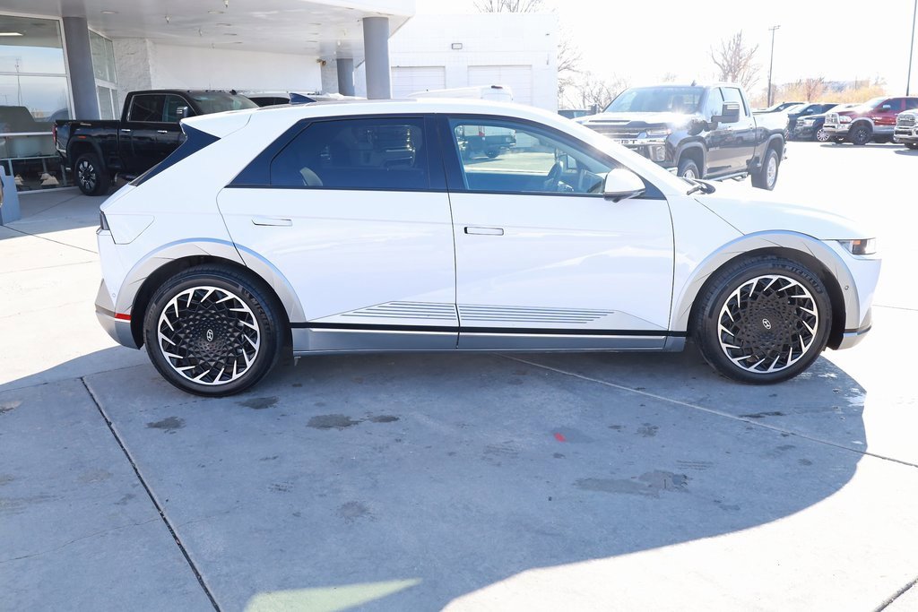 2022 Hyundai Ioniq 5 Limited photo 3