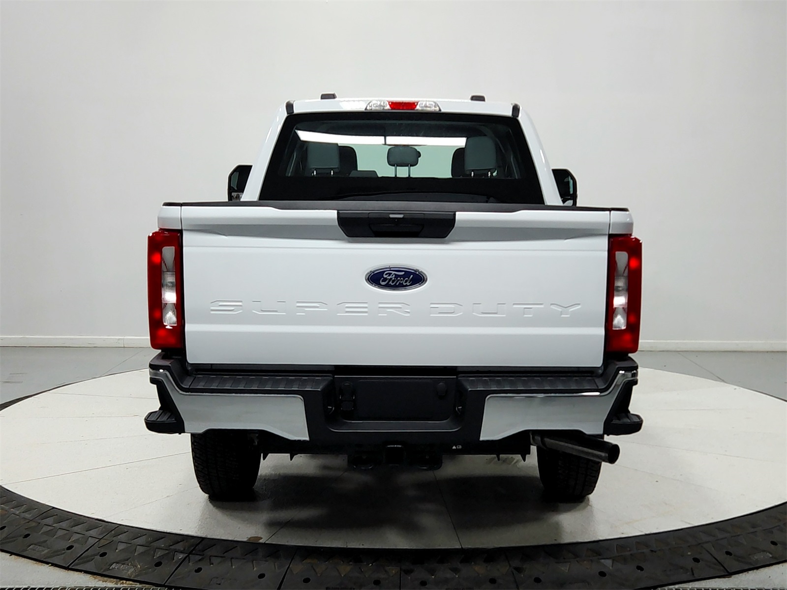 2025 Ford F-250 XL photo 4