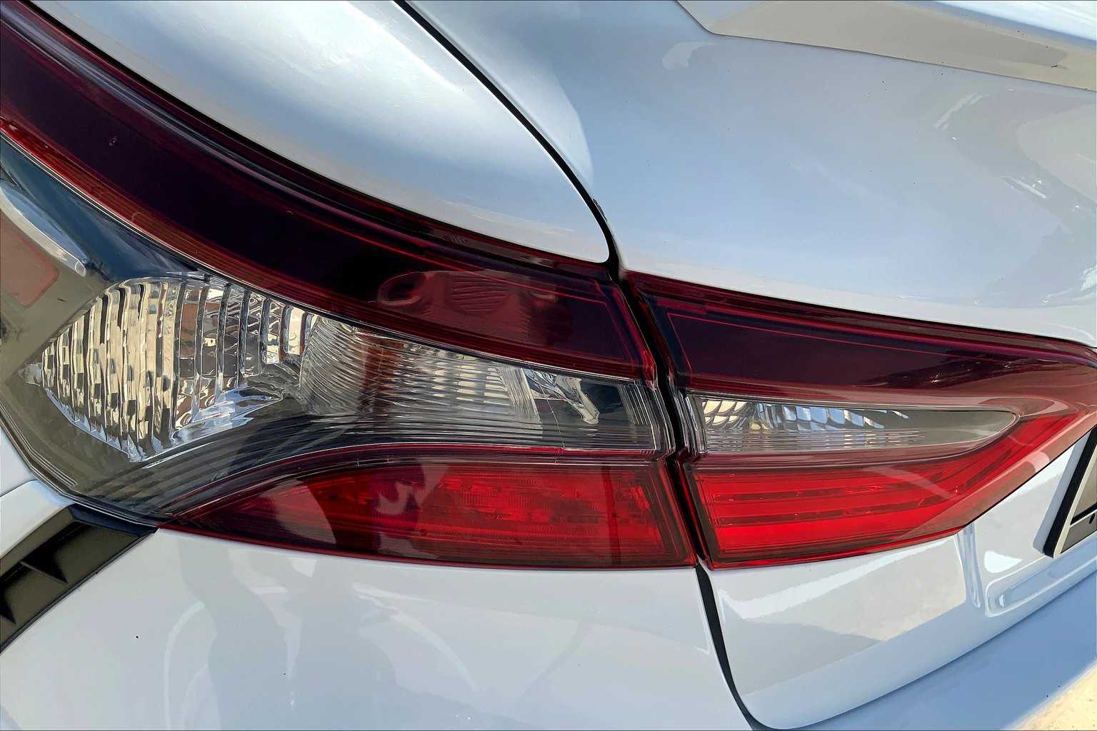 2022 Toyota Camry SE photo 24