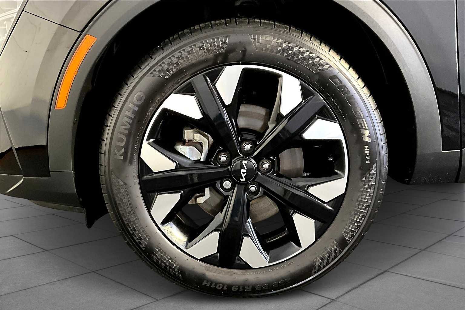 2024 Kia Sportage X-Line photo 9