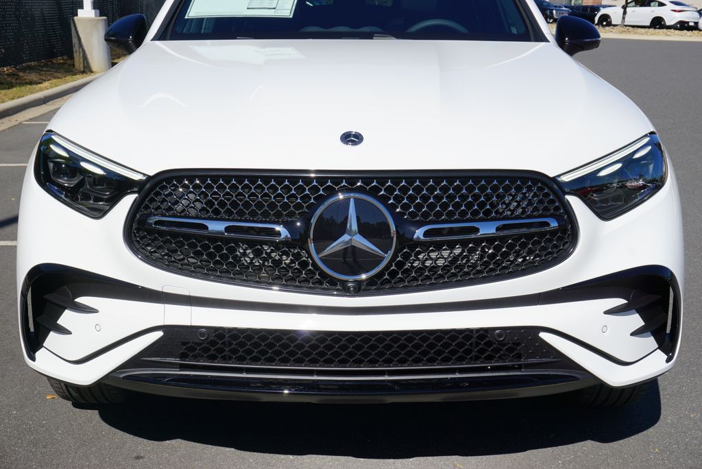 2026 Mercedes Benz GLC 300 Coupe 4MATIC photo 4