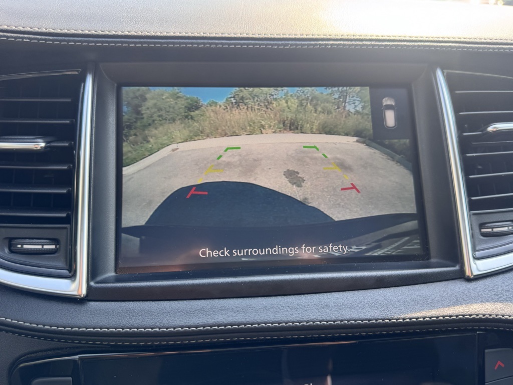 2024 Infiniti QX50 Luxe photo 7