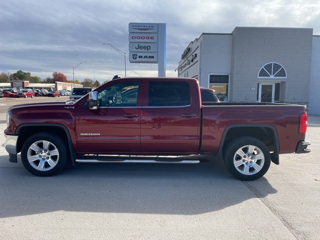 2016 GMC Sierra 1500 SLE's photo