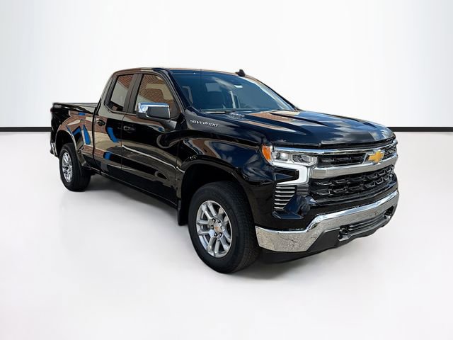 2026 Chevrolet Silverado 1500 LT photo 2