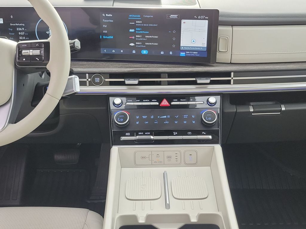 2024 Hyundai Santa Fe Limited photo 18