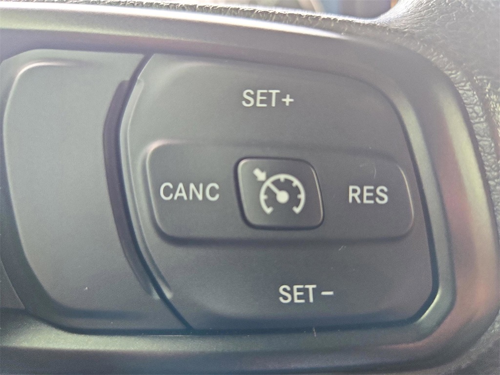 2024 Jeep Gladiator Sport photo 17