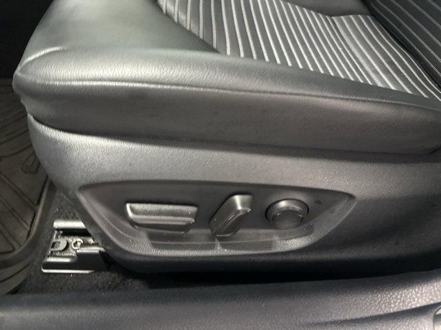 2024 Toyota Camry SE photo 8