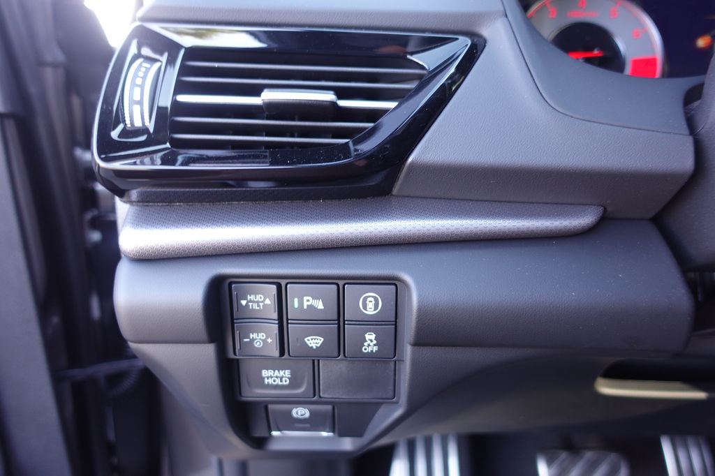 2025 Acura RDX A-Spec Advance photo 16