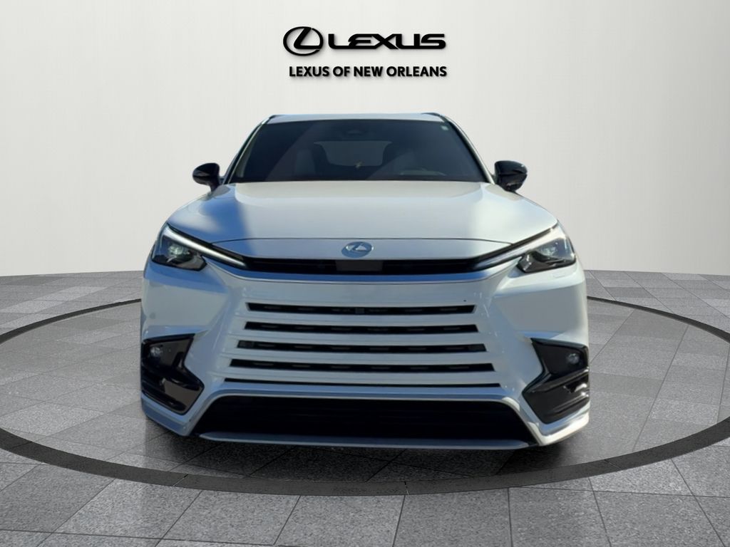 2026 Lexus TX Hybrid's photo