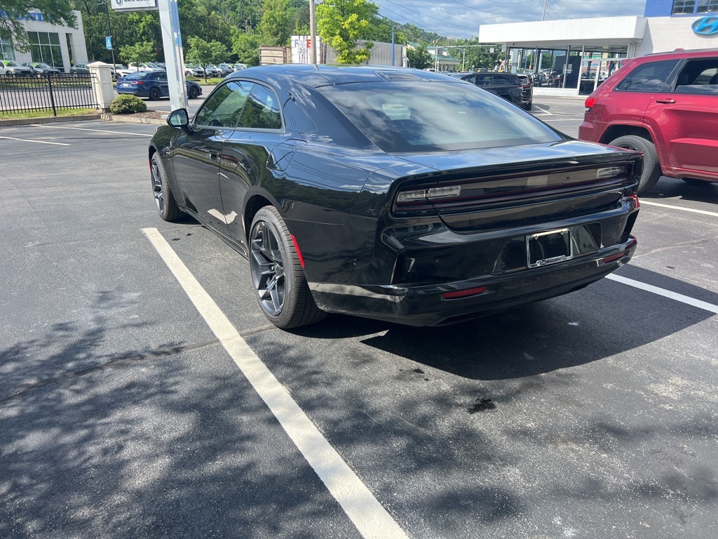 2024 Dodge Charger Daytona R/T AWD photo 3