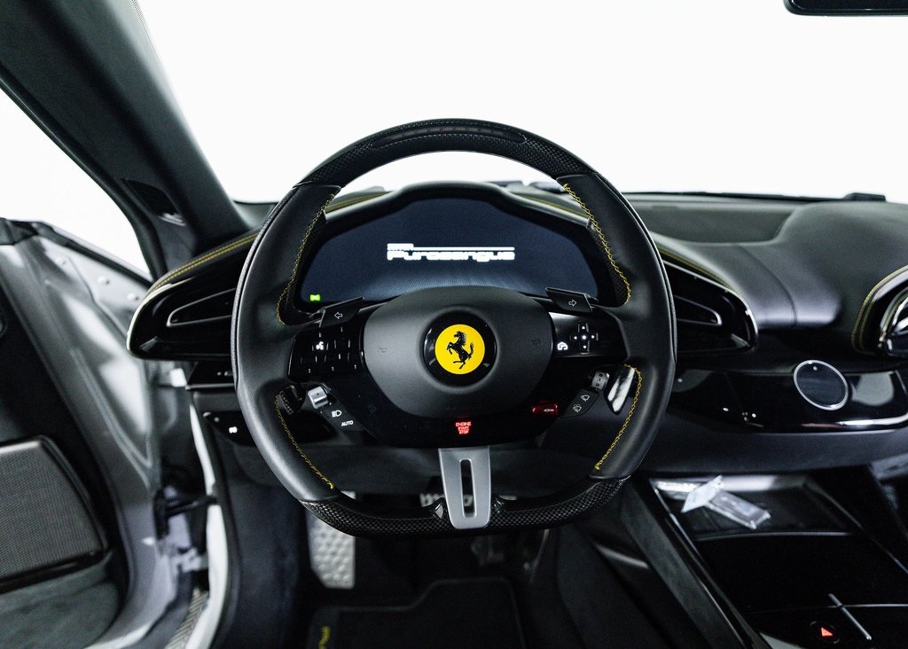 2025 Ferrari Purosangue photo 11